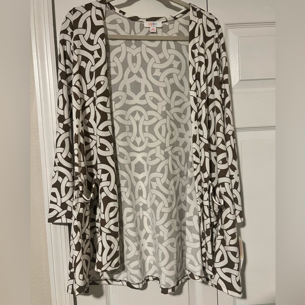 LULAROE SMALL CAROLINE SWEATER, LIGHT BROWN AND WHITE
